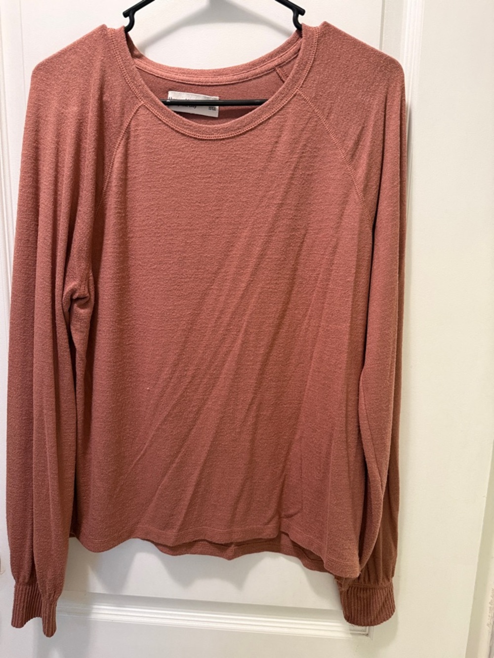 Abercrombie & Fitch Dusty Rose Long Sleeve Knit Top